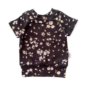 Field of Daises on Black Summer Lounge Top